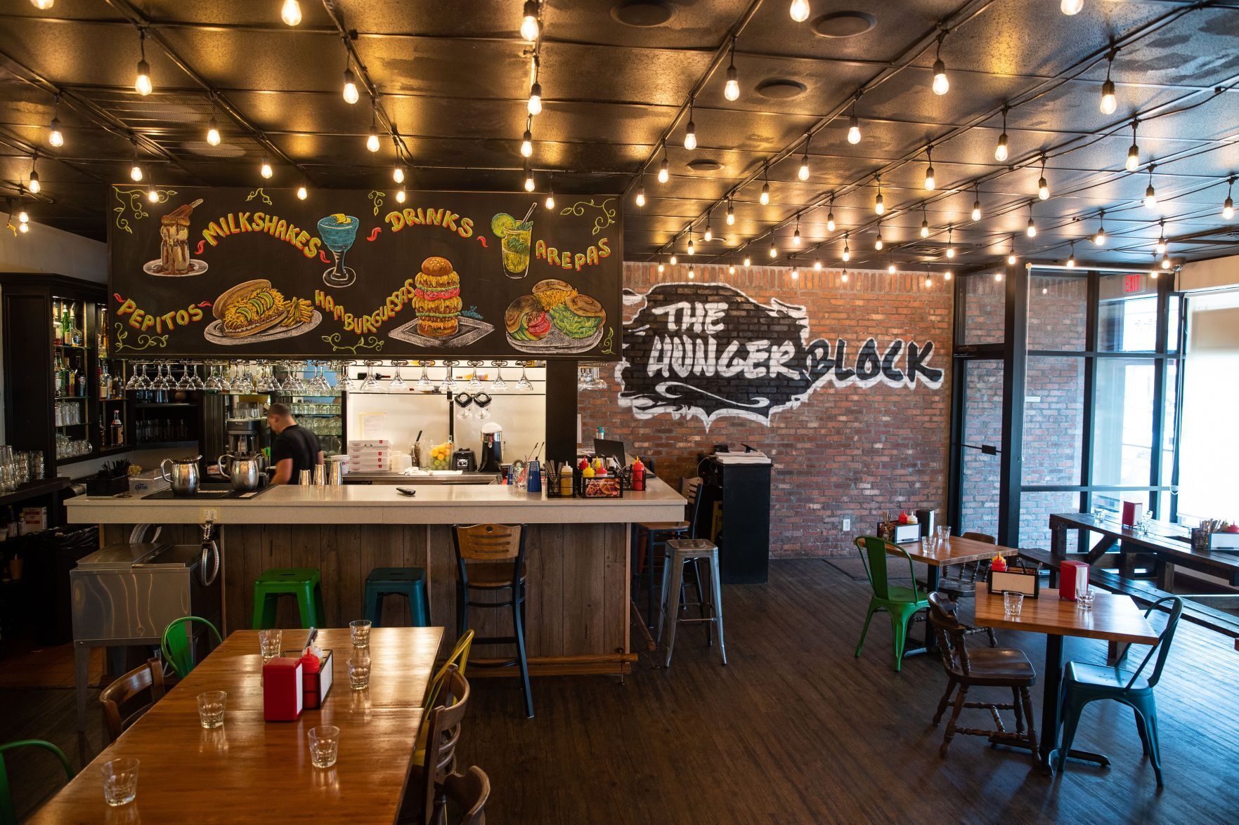 Dining Notes: Angus Burgers, Hunger Block and Spudnutz all close for good within days